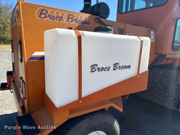 image for item DJ7941 2011 Broce Broom MK-1 broom