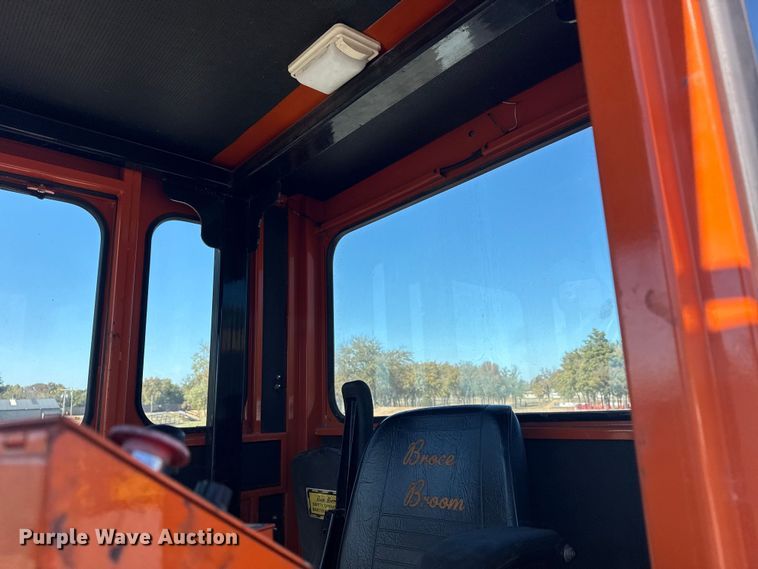 image for item DJ7941 2011 Broce Broom MK-1 broom