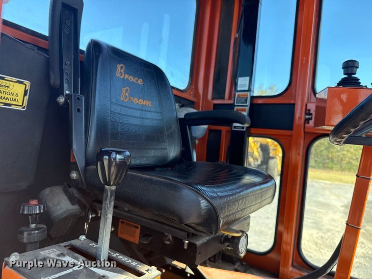 image for item DJ7941 2011 Broce Broom MK-1 broom