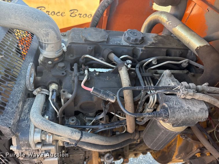 image for item DJ7941 2011 Broce Broom MK-1 broom