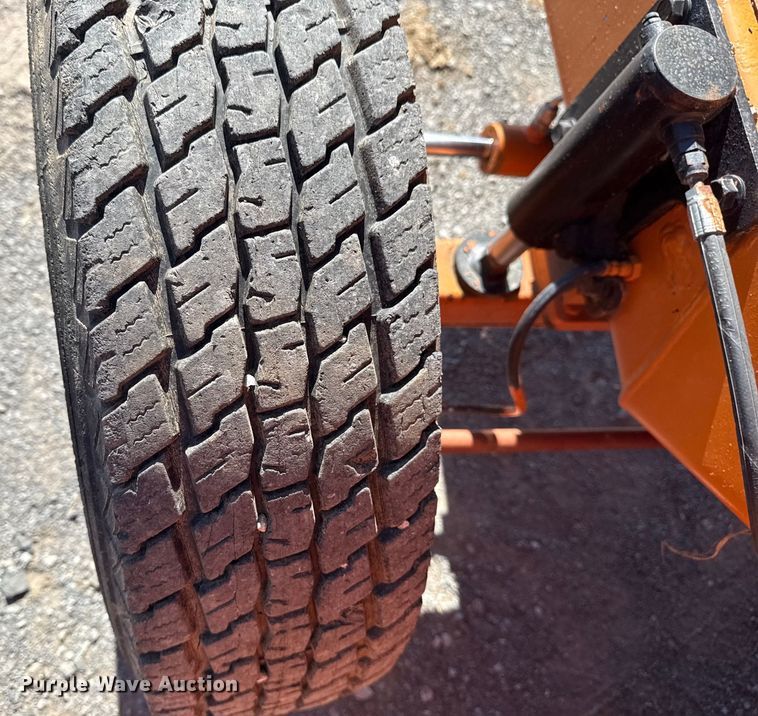 image for item DJ7941 2011 Broce Broom MK-1 broom