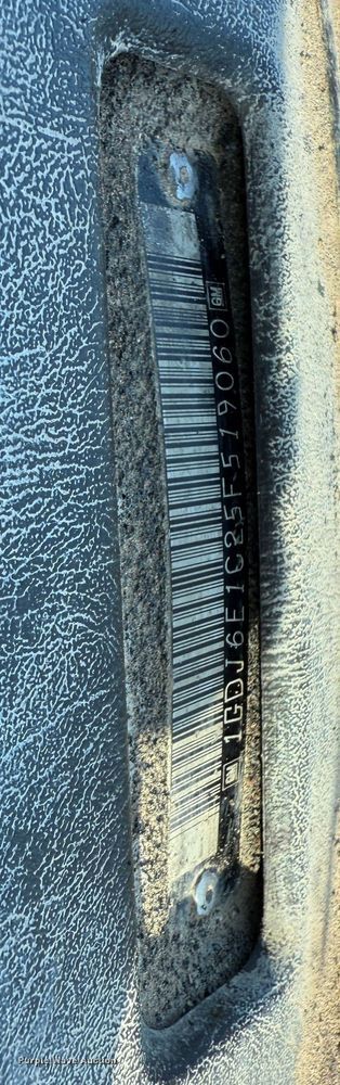 image for item DJ7942 2005 GMC C6500 utility / service truck