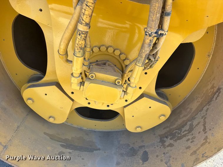 image for item DJ7944 2010 Caterpillar CB64 double drum roller