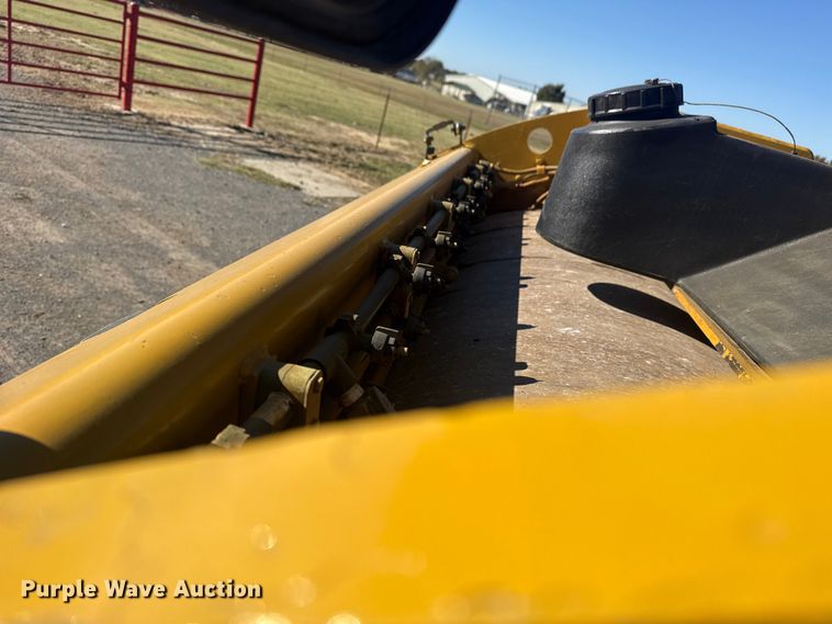 image for item DJ7944 2010 Caterpillar CB64 double drum roller