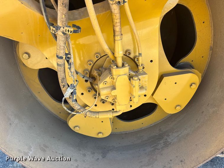 image for item DJ7944 2010 Caterpillar CB64 double drum roller