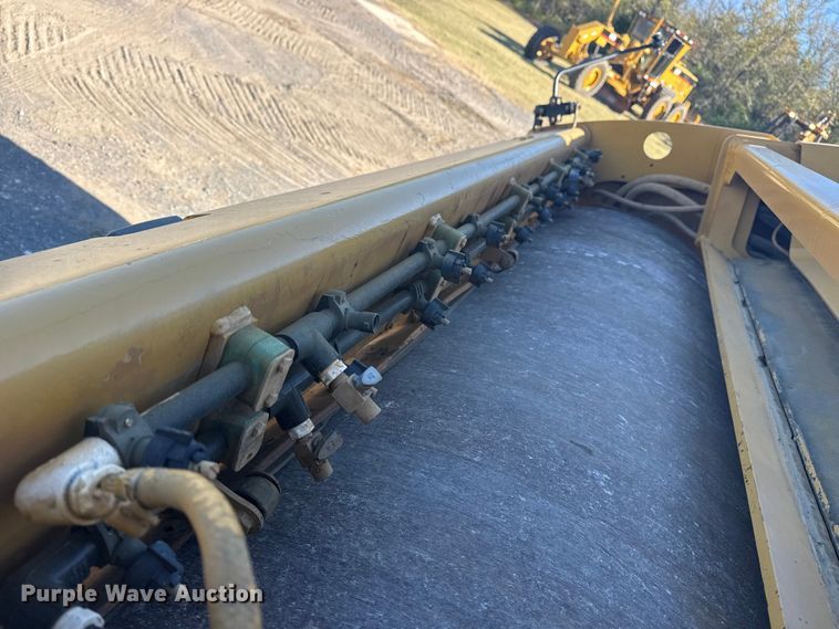 image for item DJ7944 2010 Caterpillar CB64 double drum roller