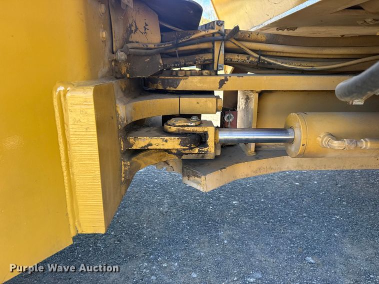 image for item DJ7944 2010 Caterpillar CB64 double drum roller