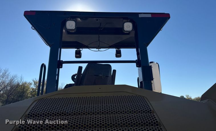 image for item DJ7944 2010 Caterpillar CB64 double drum roller