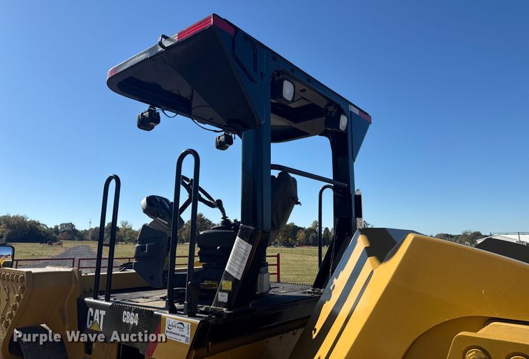 image for item DJ7944 2010 Caterpillar CB64 double drum roller
