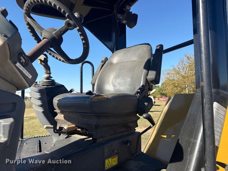 image for item DJ7944 2010 Caterpillar CB64 double drum roller