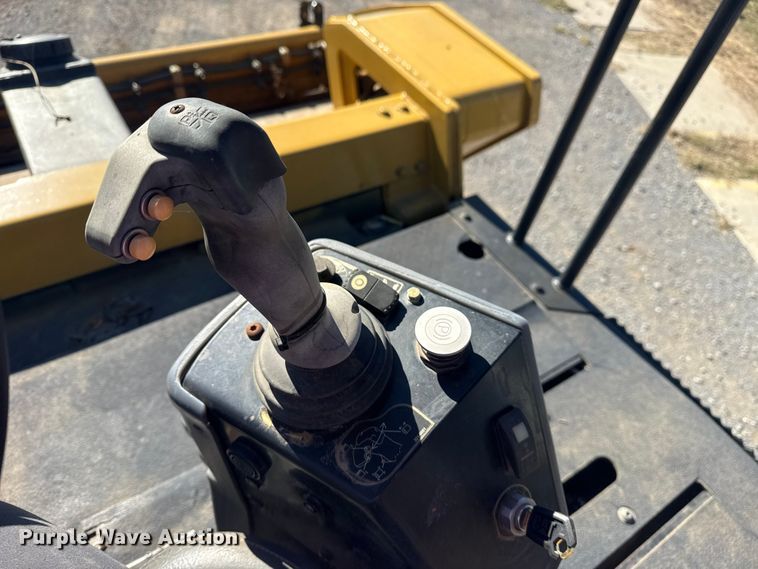 image for item DJ7944 2010 Caterpillar CB64 double drum roller