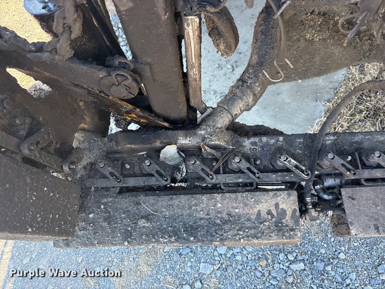 image for item DJ7945 1998 Ford F800 oil distributor truck