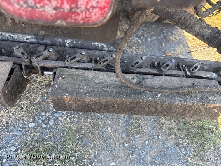 image for item DJ7945 1998 Ford F800 oil distributor truck