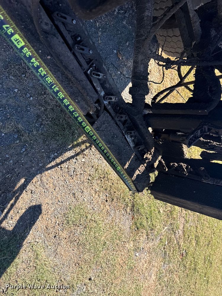 image for item DJ7945 1998 Ford F800 oil distributor truck