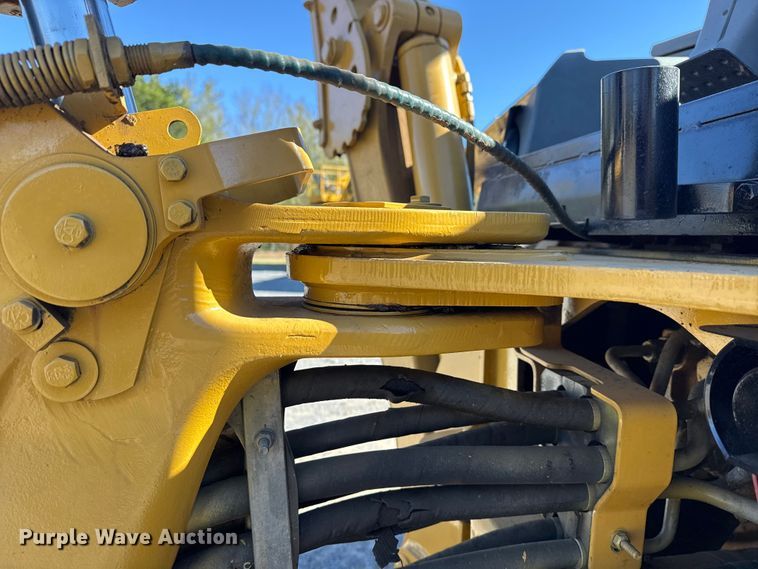 image for item DJ7946 2005 Caterpillar  420D backhoe