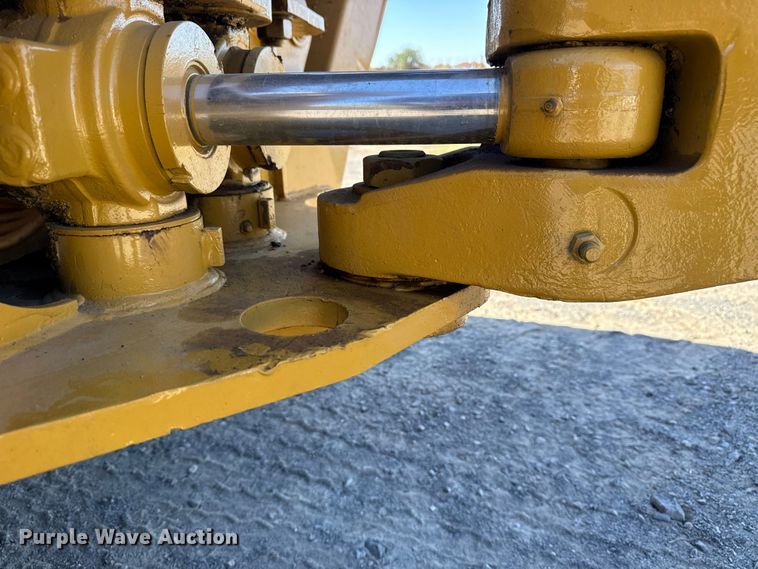 image for item DJ7946 2005 Caterpillar  420D backhoe