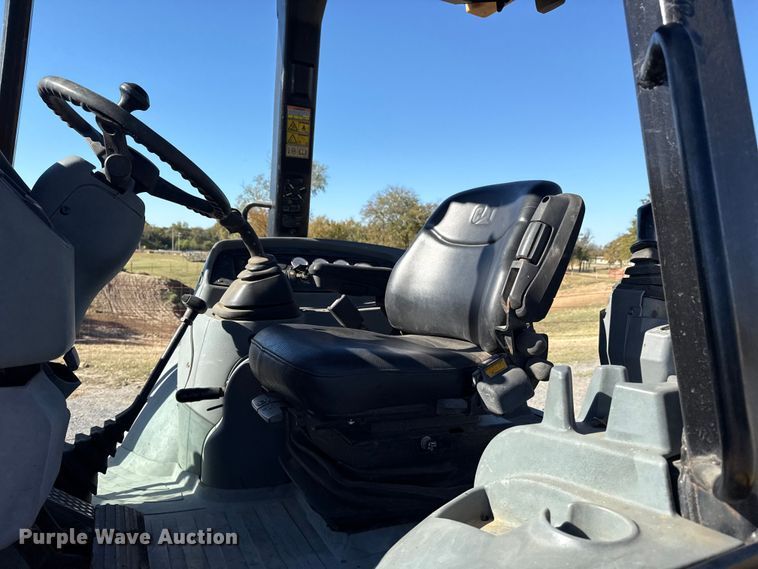 image for item DJ7946 2005 Caterpillar  420D backhoe