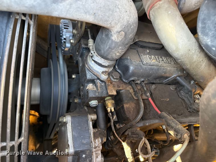 image for item DJ7946 2005 Caterpillar  420D backhoe