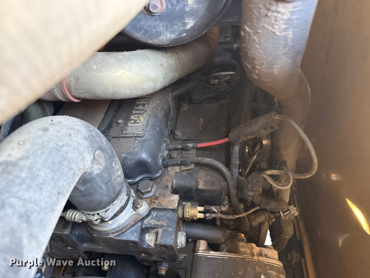 image for item DJ7946 2005 Caterpillar  420D backhoe