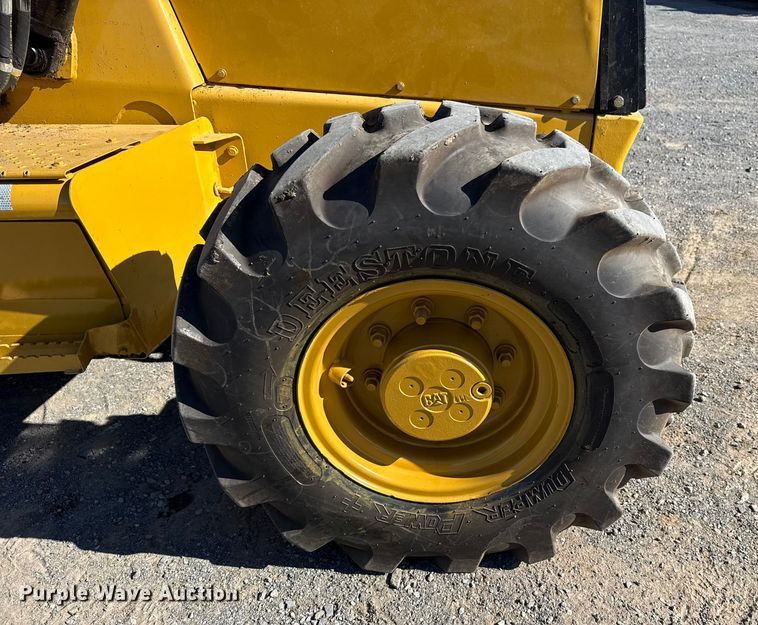 image for item DJ7946 2005 Caterpillar  420D backhoe