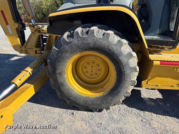 image for item DJ7946 2005 Caterpillar  420D backhoe