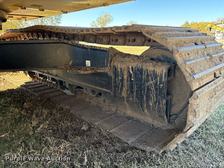 image for item DJ7947 2023 Caterpillar 320GC excavator