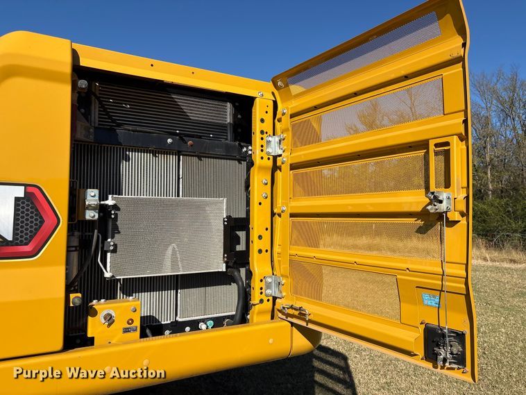 image for item DJ7947 2023 Caterpillar 320GC excavator