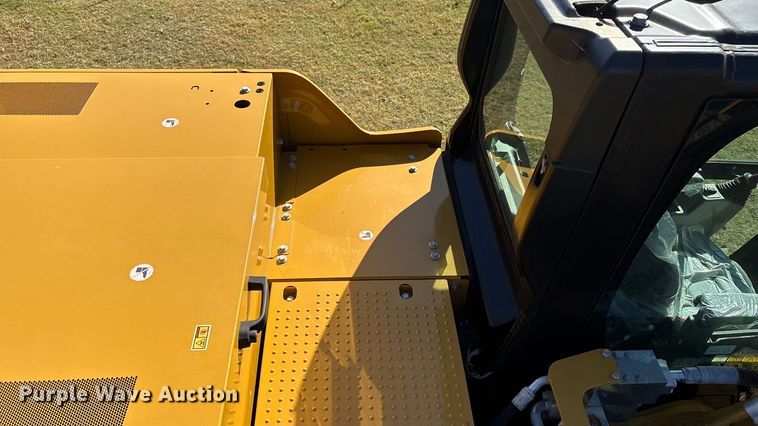 image for item DJ7947 2023 Caterpillar 320GC excavator