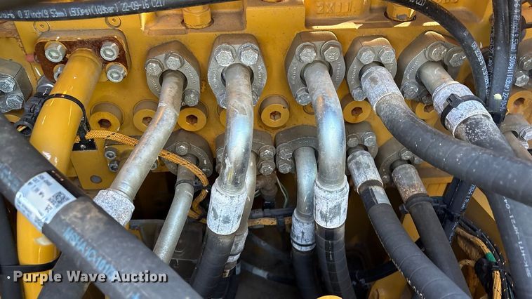 image for item DJ7947 2023 Caterpillar 320GC excavator