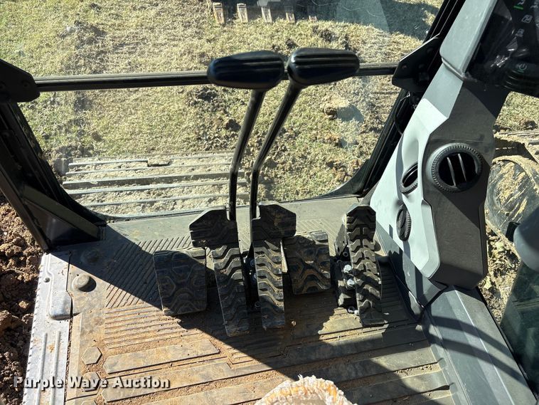 image for item DJ7947 2023 Caterpillar 320GC excavator