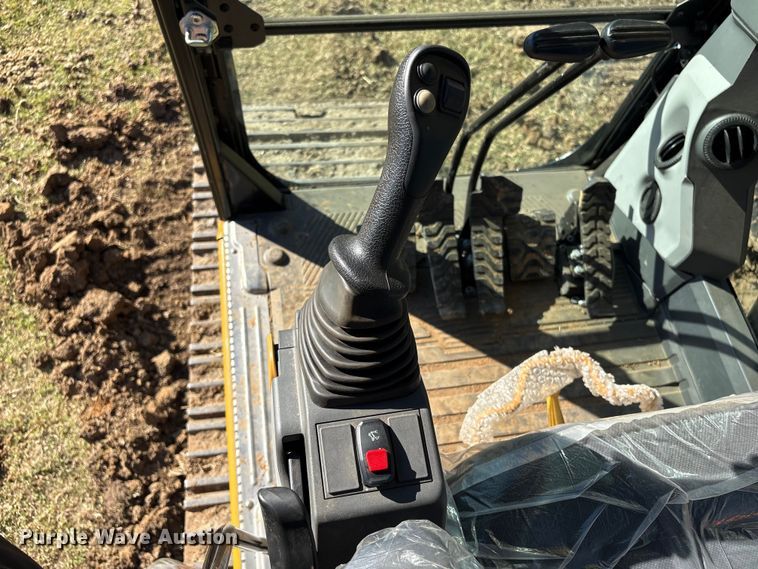 image for item DJ7947 2023 Caterpillar 320GC excavator