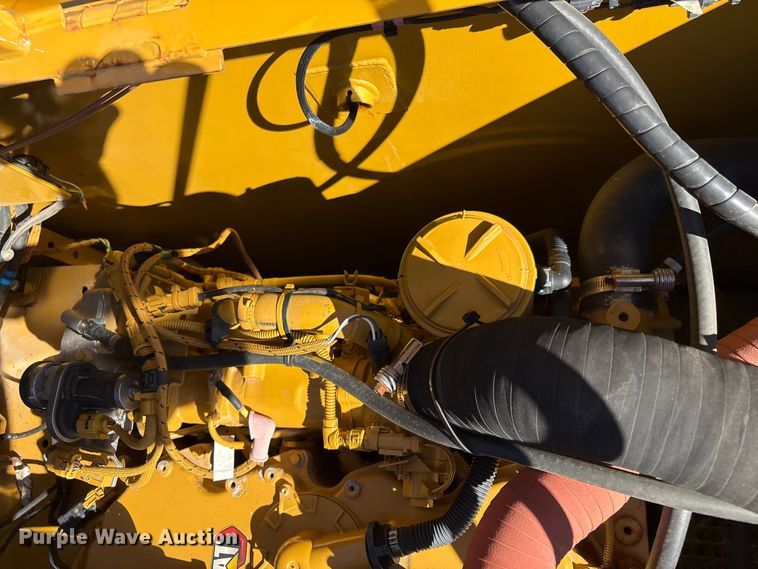 image for item DJ7947 2023 Caterpillar 320GC excavator