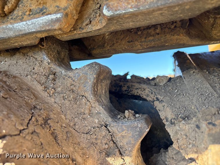 image for item DJ7947 2023 Caterpillar 320GC excavator