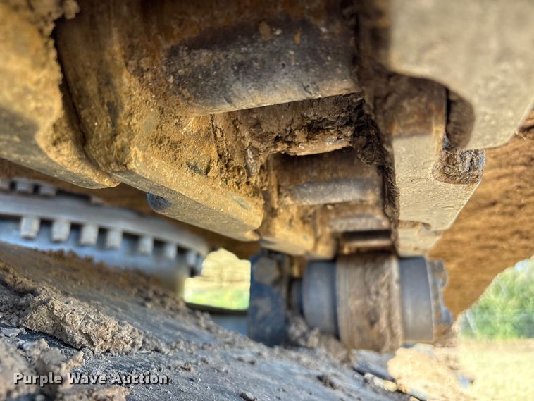 image for item DJ7947 2023 Caterpillar 320GC excavator