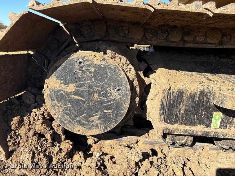 image for item DJ7947 2023 Caterpillar 320GC excavator