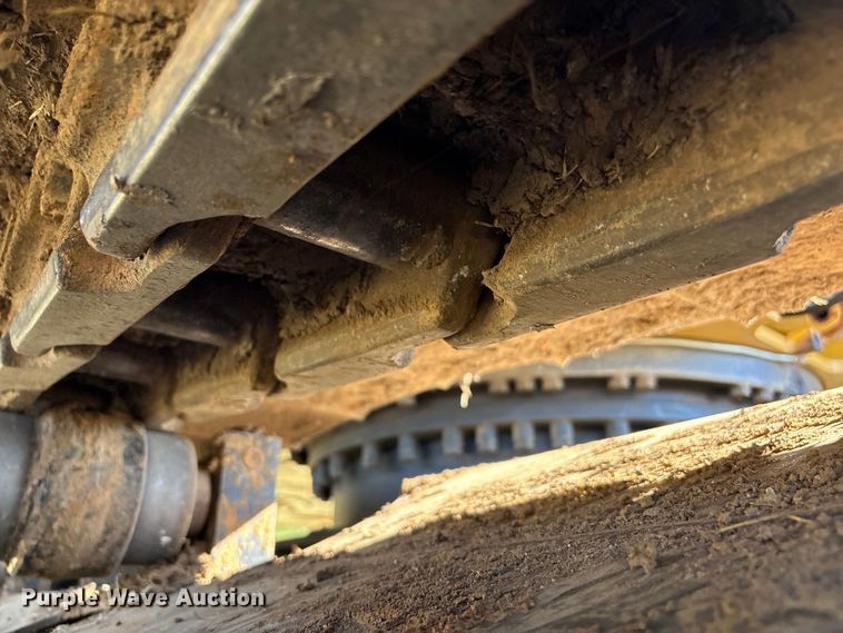 image for item DJ7947 2023 Caterpillar 320GC excavator