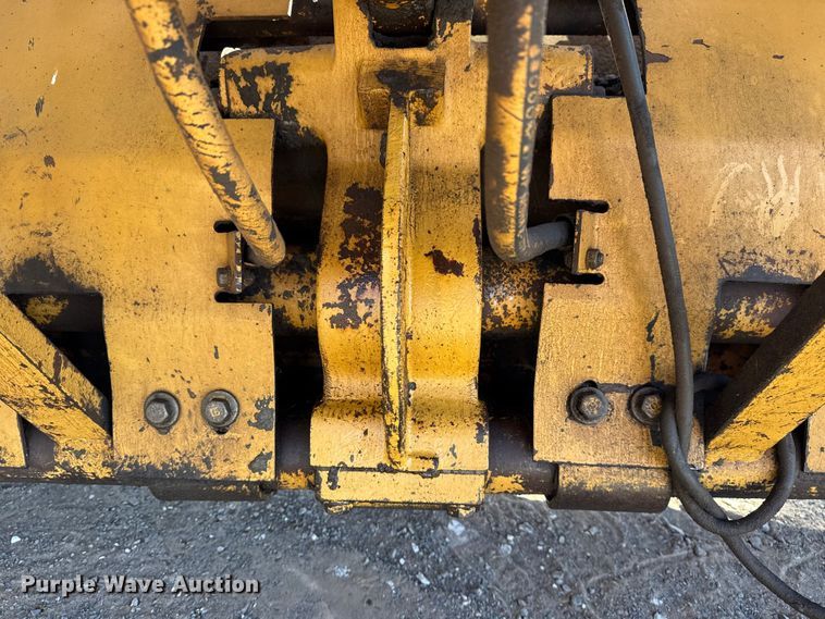 image for item DJ7955 2012 Caterpillar 140H motor grader