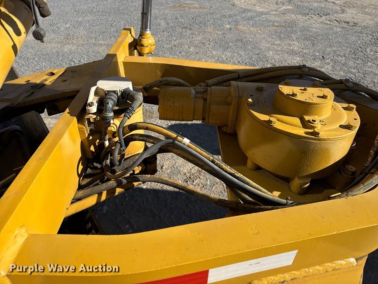 image for item DJ7955 2012 Caterpillar 140H motor grader