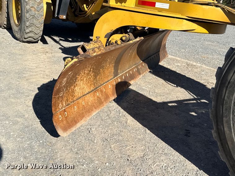 image for item DJ7955 2012 Caterpillar 140H motor grader