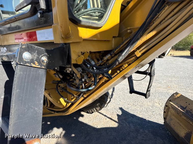 image for item DJ7955 2012 Caterpillar 140H motor grader