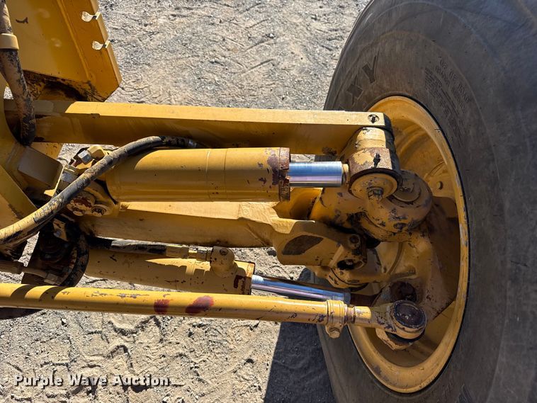 image for item DJ7955 2012 Caterpillar 140H motor grader