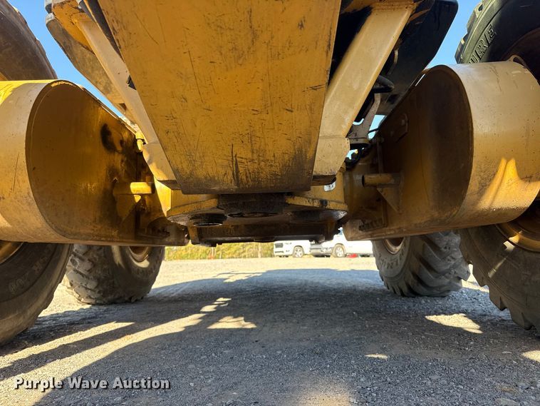 image for item DJ7955 2012 Caterpillar 140H motor grader