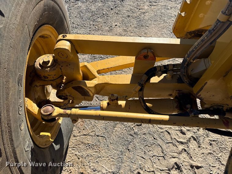 image for item DJ7955 2012 Caterpillar 140H motor grader