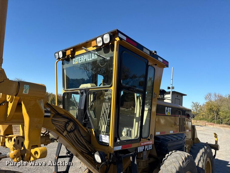 image for item DJ7955 2012 Caterpillar 140H motor grader