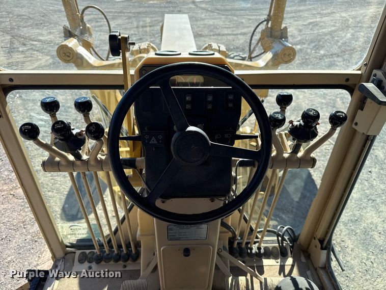 image for item DJ7955 2012 Caterpillar 140H motor grader