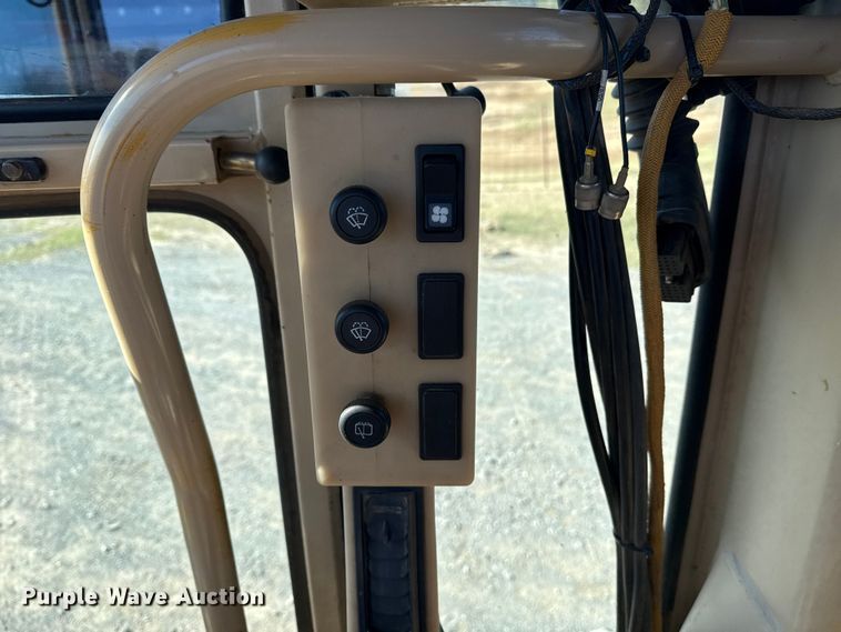 image for item DJ7955 2012 Caterpillar 140H motor grader