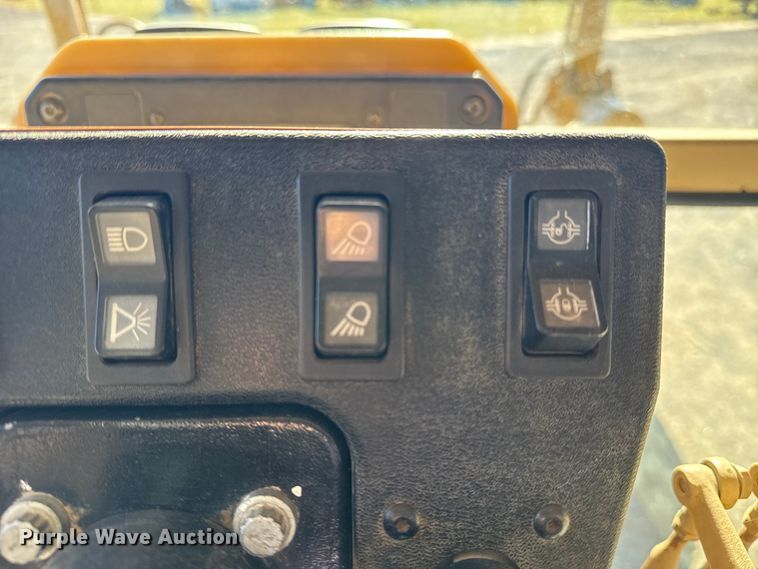 image for item DJ7955 2012 Caterpillar 140H motor grader