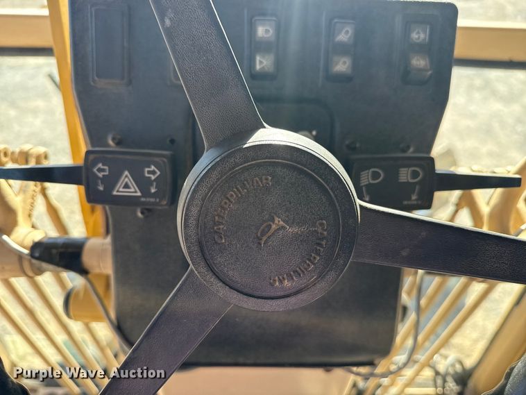 image for item DJ7955 2012 Caterpillar 140H motor grader