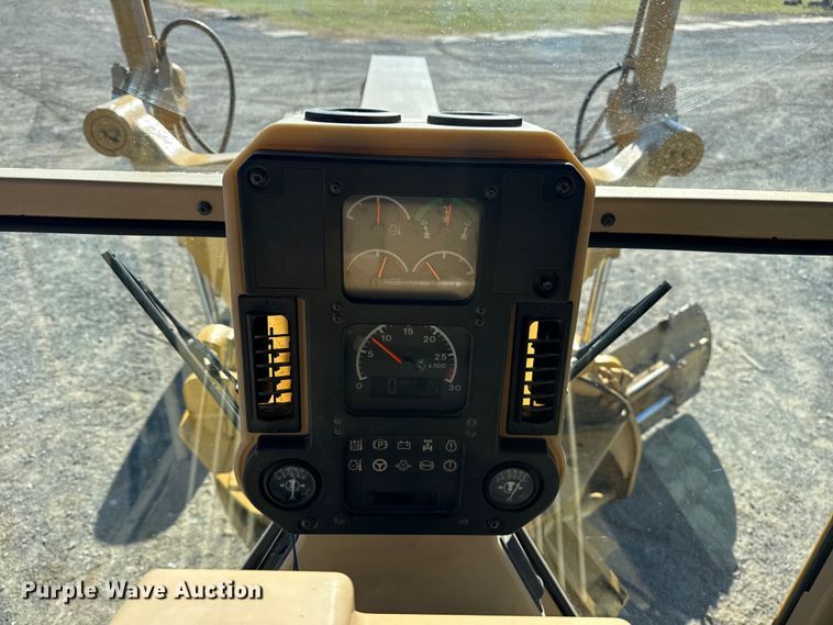 image for item DJ7955 2012 Caterpillar 140H motor grader