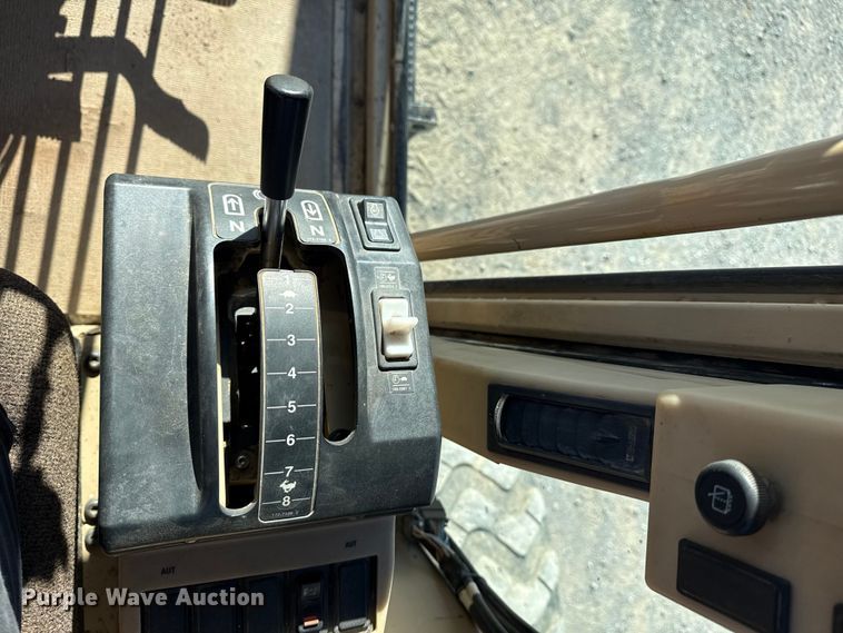 image for item DJ7955 2012 Caterpillar 140H motor grader